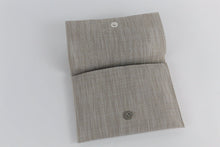 Load image into Gallery viewer, Sian Medium Clutch Purse - PillowKate
