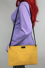 Load image into Gallery viewer, Qlara Solid Color Handbag - PillowKate
